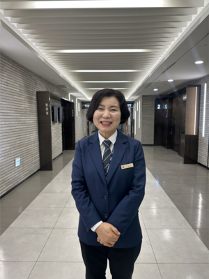 “꼼꼼함으로 마음을 어루만집니다” 대구가톨릭대병원 첫 여성 장례지도사 박정옥씨