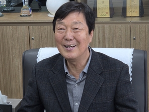 [주말인터뷰] 직지농협 하규호 조합장…‘샤인머스캣 위기의 해법은 기본에 충실하는 것’