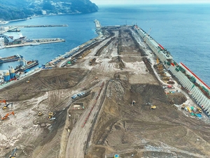 [르포] “섬의 하늘길을 짓는다”...울릉공항 공정률 80% 코앞