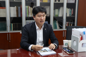 ‘우재준식 공천’ “사비로 전액 부담”에도 북구청장 영상 검증 논란 계속