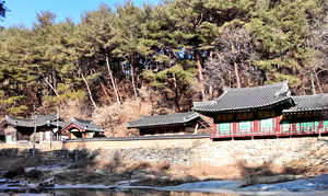 [걸어서 만나는 우리동네 문화유산] 금닭이 품은 무릉도원, 봉화 청암정과 석천계곡을 걷다