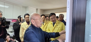 윤호중 장관, 안동서 이재민·청년마을기업 현장 점검…“복구와 정착, 결국 사람의 문제”