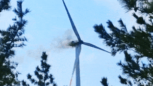 [속보] 영덕 풍력발전기 화재 발생...경찰 “업체직원 3명 사망”