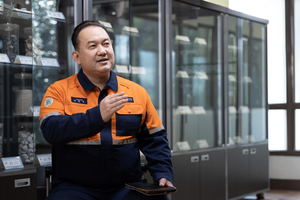 포스코 기술연구원 이진우 연구원, “피격돼도 침몰은 막는다”…미 해군도 탐낼 ‘K-특수강’