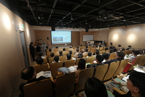 “예술교육, 마냥 노는 것 아냐…아이들에게 가장 안전한 ‘실패 경험’”