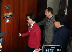 장동혁 “대구시장 경선안 가져오라”