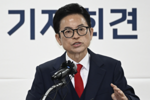 암투병 딛고 3선 도전 이철우…‘결단과 뚝심’으로 경북 재설계 나선다