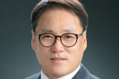 “돌봄은 기술 아닌 태도”…생의 마지막 곁 지키는 존엄 기록
