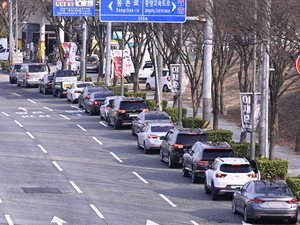 [Y팩트체크] 기름값 싼 주유소 찾아가는 ‘원정 주유’, 진짜 경제적일까?