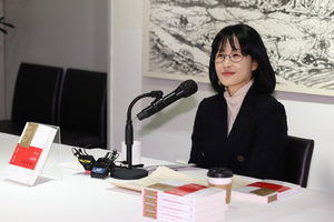 [위클리포유 커버 스토리] 이제 女流는 없다…한국문단 주류 된 여성 작가들