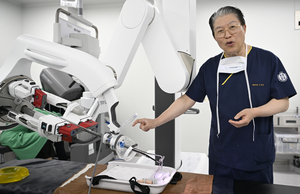 [메디컬 이슈분석]개복·복강경 넘어 로봇으로…구병원, 대구·경북 외과수술 새판 짠다