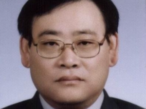 [특별 기고] 소크라테스는 투표소 앞에 서 있다