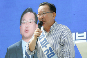 김부겸은 대백 앞, 추경호는 한일극장 앞…동성로서 마지막 세 결집