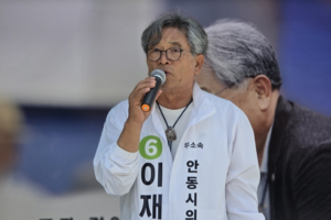 [6·3 이색당선인] 전국 첫 ‘10선 기초의원’ 탄생…이재갑 “할 일 많아 다시 나섰다”