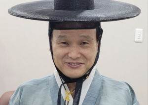 [주말인터뷰] 한복문화 정책기반 마련을 위해 활발한 학술회의를 열고 있는 박후근 한국한복진흥원장
