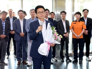 3선 성공 이철우 지사 도정 복귀…“TK 행정통합·TK공항 속도 낼 것”