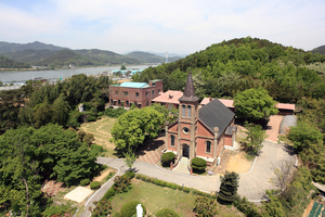 [걸어서 만나는 우리동네 문화유산] 130년 신앙과 역사가 머무는 곳, 칠곡 가실성당