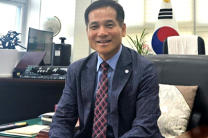 [주말 인터뷰] 최재윤 구미폴리텍 학장 “반도체 중심 융합교육…현장에 바로 투입할 인재 키운다”
