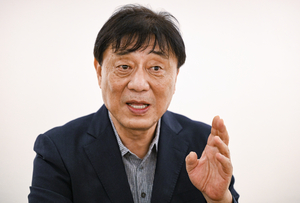 [토크人사이드] “통일신라는 ‘유나이티드 코리아’의 기틀”...대하역사소설 ‘사국지’ 완간한 대구 출신 하응백 소설가