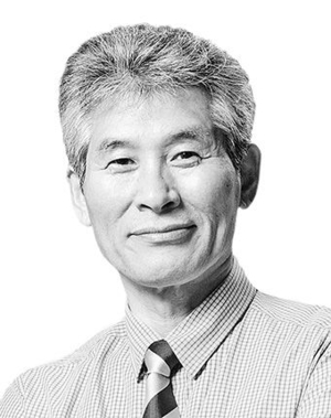 [강준만의 易地思之] ‘검찰죽이기’라는 사이비 종교