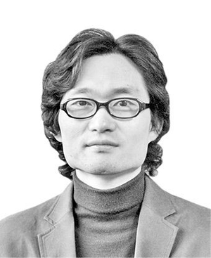 [하재근의 시대공감] 하영 증조부 친일파 논란의 과열