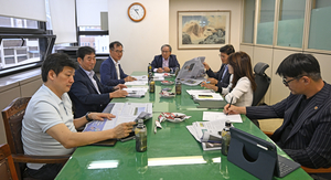 [영남일보 14기 독자위원회] “떠나는 청년·기득권, 흔들리는 향토기업…진단 넘어 해법 제시해야”