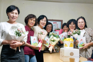 [동네뉴스] 가만히 붙어 온기 전하듯…도깨비바늘이 찌르는 들숨과 날숨