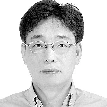 [시시각각(時時刻刻)] 비행기 타는 추석, 문화의 의미를 생각하며