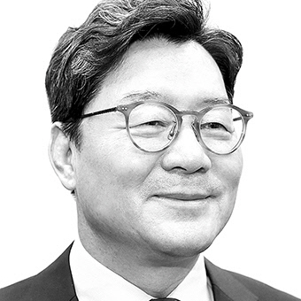 [시선과 창] 병아리와 계란프라이