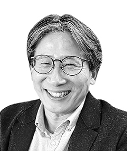 [윤철희의 세상풍경] 짝사랑의 그림자
