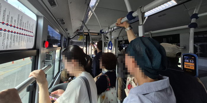 유료승객엔 “감사” 무료승객엔 “사랑”…경주 시내버스 단말기 멘트에 불편한 시선