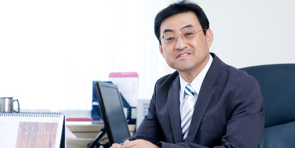 김무환 교수, 실험실 넘어 현장의 과학자