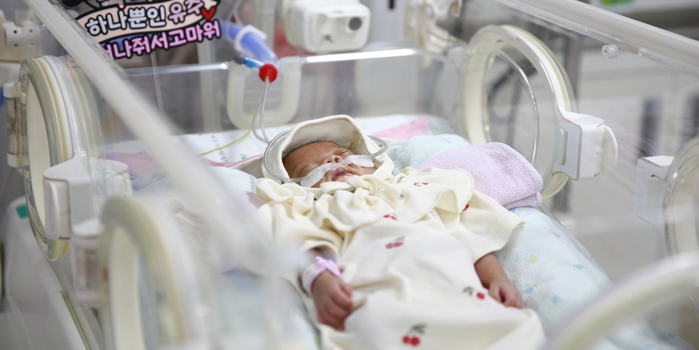 ‘살아줘서 고마워’…328g 아기, 191일 만에 4㎏으로 퇴원