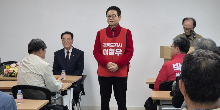 [6·3 르포] “형님 섬이라 카이”…울릉도 민심 훑은 이철우