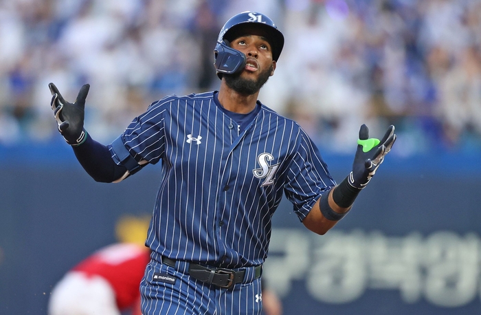 KBO 데뷔 ‘첫 만루포’ 삼성 디아즈...“아내와 약속 지켜 기뻐”