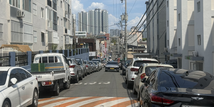 [경계지역의 비애] 같은 아파트인데 두 구청…‘경계’에 재개발 막힌 일신아파트
