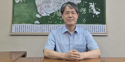 [출향인사를 찾아서] 의성 산골서 외교 최전선으로…이시형 한국외교협회장