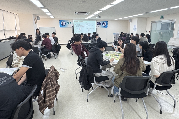 “마음속 이정표 찾았어요” 희망인재프로젝트 10월 공동행사