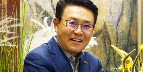 나이트클럽 밴드에서 ‘21세기 대장간’ 수장으로